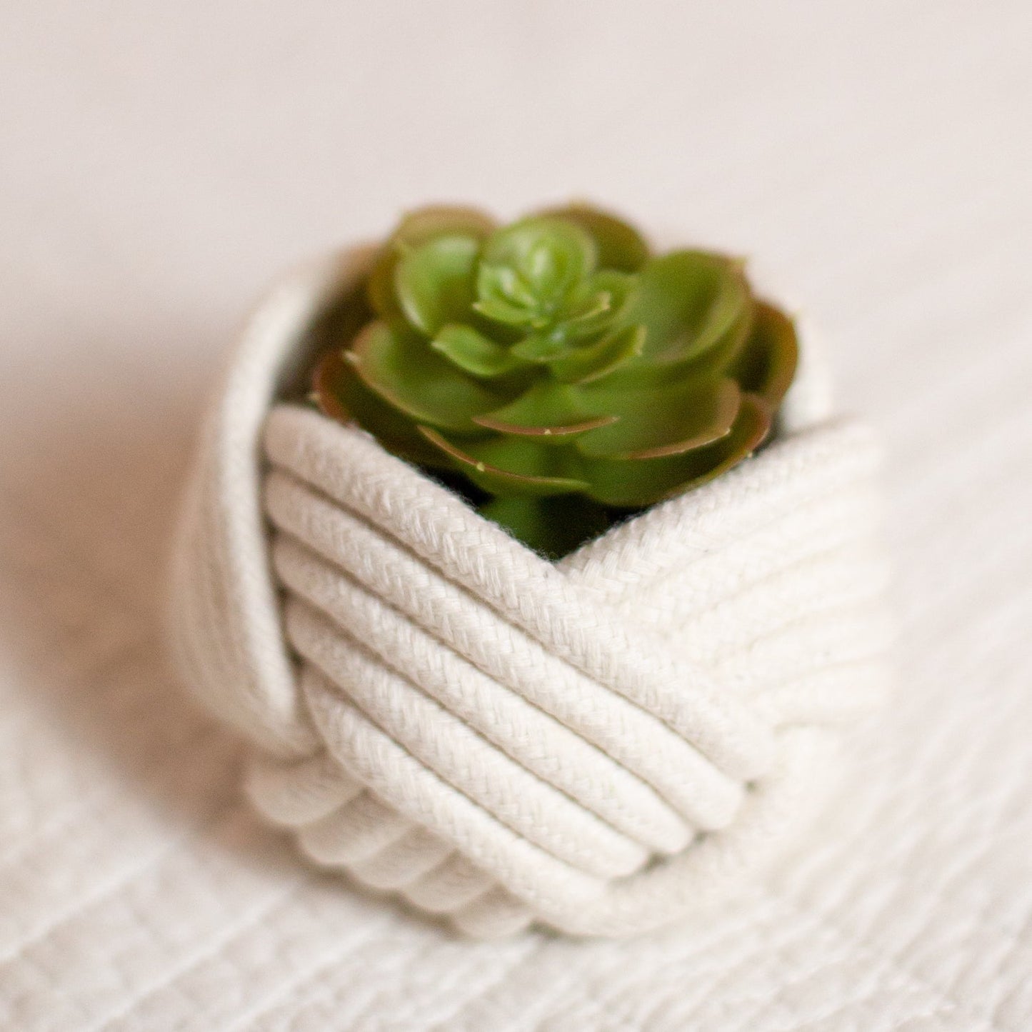 Mini Planter White